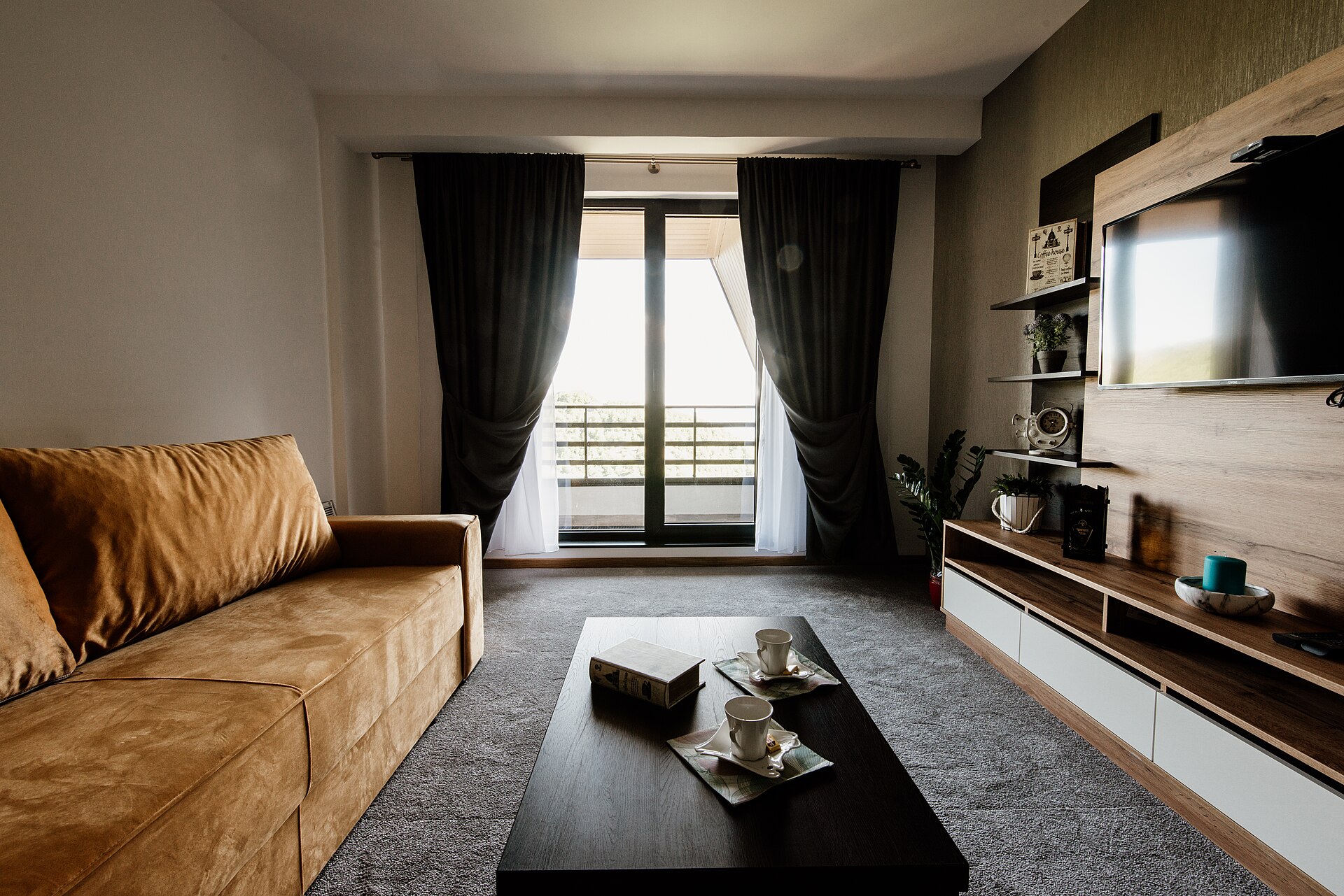 Bright 1BR in Brooklyn Heights with River Views