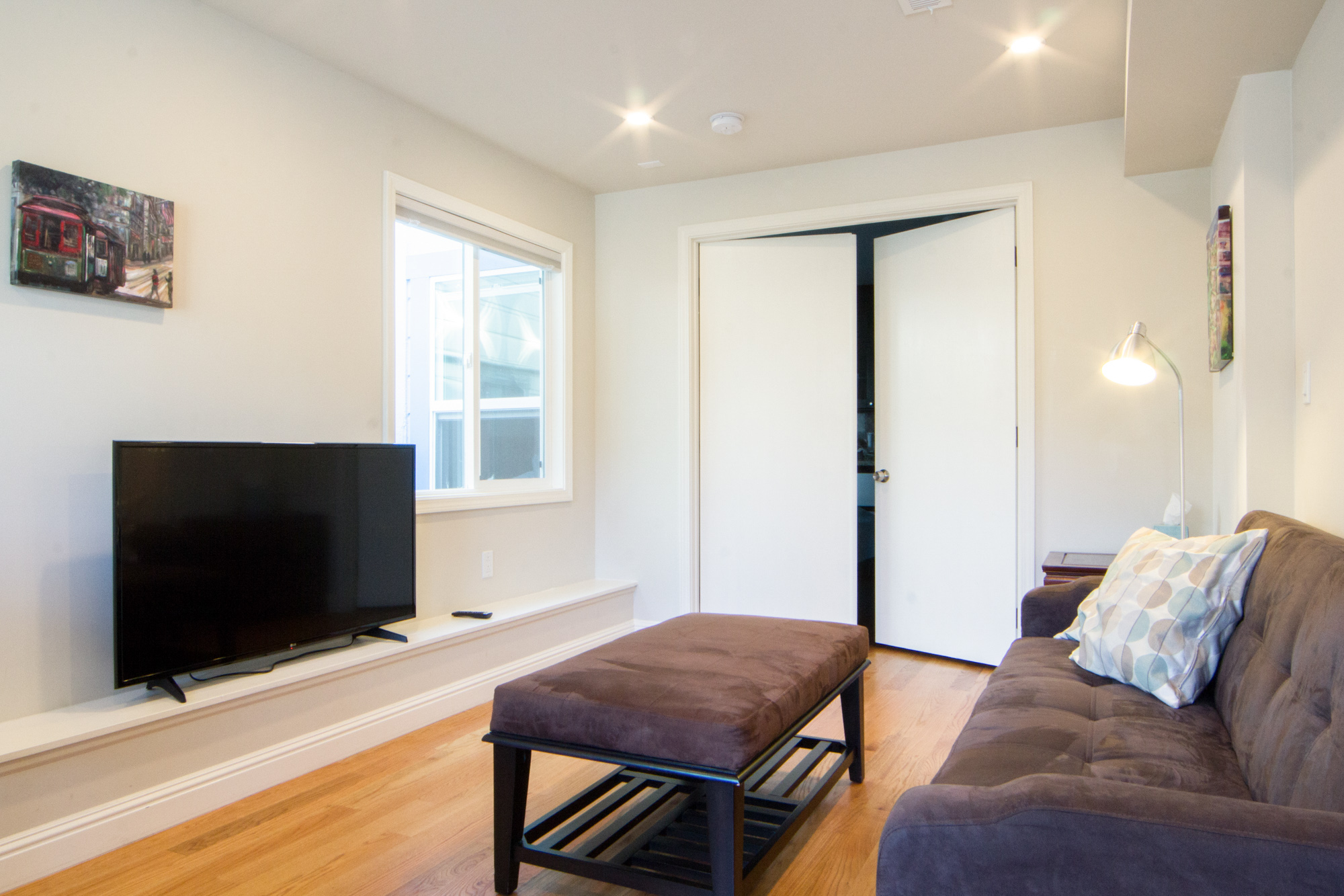 Garden Suite by Nay Aug Park, Private Bathrm